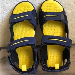 UMI boys sandal size 34